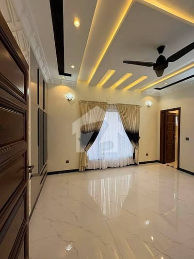10 Marla Beautiful Brand New Designer House Is Available For Sale  Just 1 Mnt Drive From The Main Gate!!