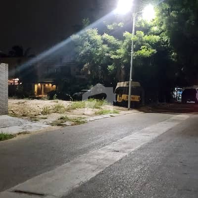 90 FRONT, 1000 YARD CORNER WEST OPEN PLOT IN MOST PRIME LOCATION OF KH AMEER KHUSRO 90 FRONT, 1000 YARD CORNER WEST OPEN PLOT IN MOST PRIME LOCATION OF KH AMEER KHUSRO