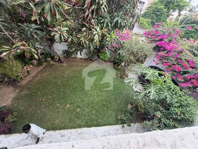 500Sq Yard Villa Available For Rent 500Sq Yard Villa Available For Rent