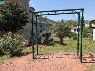 Direct Owner (No Commission) 250 SQ. YARD RESIDENTIAL PLOT FOR SALE JUDICIAL TOWN, BLOCK D, ISLAMABAD
