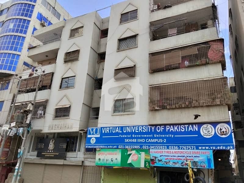 یونیورسٹی روڈ کراچی میں 2 کمروں کا 4 مرلہ فلیٹ 1.05 کروڑ میں برائے فروخت۔ یونیورسٹی روڈ کراچی میں 2 کمروں کا 4 مرلہ فلیٹ 1.05 کروڑ میں برائے فروخت۔
