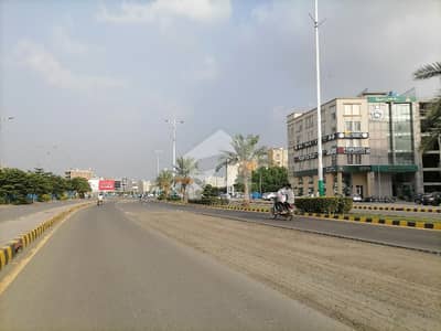 کمرشل براڈوے بلاک بی ڈی ایچ اے فیز 8 - کمرشل براڈوے,ڈی ایچ اے فیز 8,ڈی ایچ اے ڈیفینس,لاہور میں 8 مرلہ کمرشل پلاٹ 16.5 کروڑ میں برائے فروخت۔ کمرشل براڈوے بلاک بی ڈی ایچ اے فیز 8 - کمرشل براڈوے,ڈی ایچ اے فیز 8,ڈی ایچ اے ڈیفینس,لاہور میں 8 مرلہ کمرشل پلاٹ 16.5 کروڑ میں برائے فروخت۔
