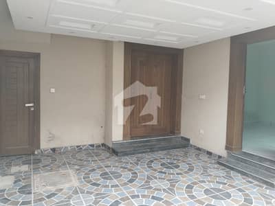 7 Marla ground portion new condition rent Available