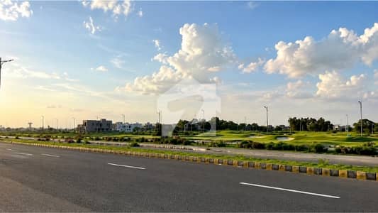 ڈی ایچ اے فیز9 پریزم - بلاک ڈی ڈی ایچ اے فیز9 پریزم,ڈی ایچ اے ڈیفینس,لاہور میں 1 کنال رہائشی پلاٹ 3.65 کروڑ میں برائے فروخت۔