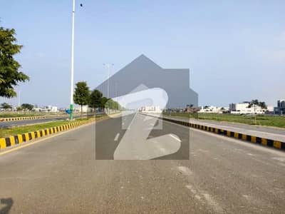ڈی ایچ اے فیز9 پریزم - بلاک ای ڈی ایچ اے فیز9 پریزم,ڈی ایچ اے ڈیفینس,لاہور میں 1 کنال رہائشی پلاٹ 3.85 کروڑ میں برائے فروخت۔
