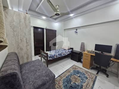 Flat Rent 4 Bed Dd Westopen Corner Parking Line Water Boundary Wall.
