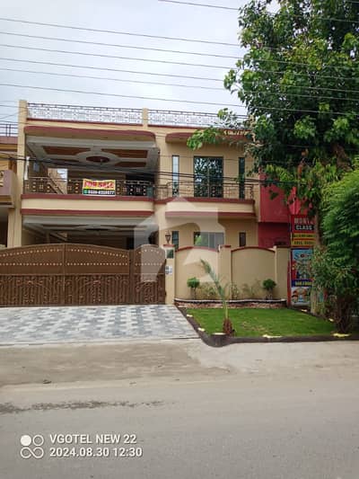 12 Marla Semi-Commerical House With Excellent Location