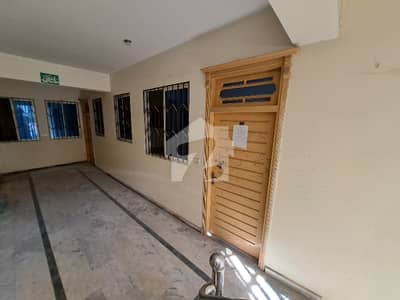 2 Bedroom With Attached Washroom Tv Lounge Airport Housing Society Sector 4