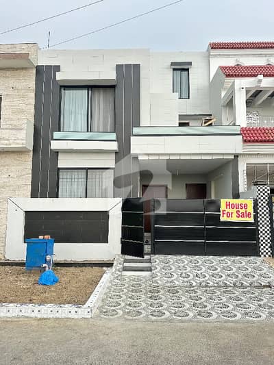 5 Marla Brand New Modern Design House for sale