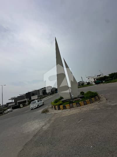 For sale 1 kanal plot in Bahria town phase 1