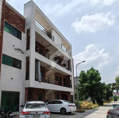 داؤد ریذیڈنسی ہاؤسنگ سکیم ڈیفینس روڈ,لاہور میں 1 کمرے کا 2 مرلہ فلیٹ 38.0 لاکھ میں برائے فروخت۔ داؤد ریذیڈنسی ہاؤسنگ سکیم ڈیفینس روڈ,لاہور میں 1 کمرے کا 2 مرلہ فلیٹ 38.0 لاکھ میں برائے فروخت۔