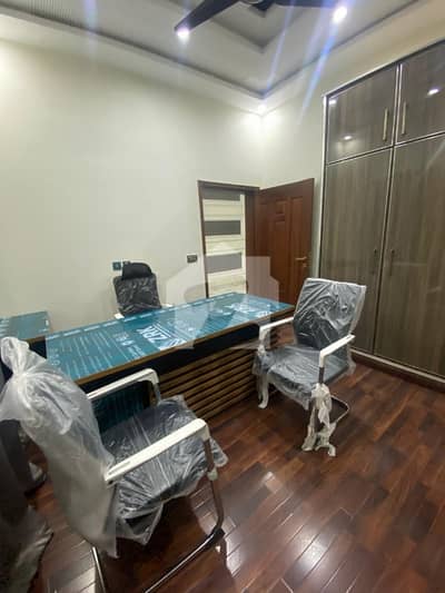5 Marla Furnish Office Space