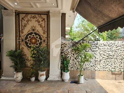 10 Marla Brand New type slitely used double storey ultra Modern style stylish house available for sale in Mustafa town near Allama Iqbal Town by Fast property services