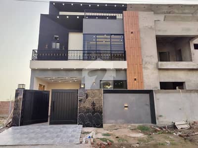 بش ایگزیکٹو ولاز ملتان میں 4 کمروں کا 3 مرلہ مکان 1.49 کروڑ میں برائے فروخت۔