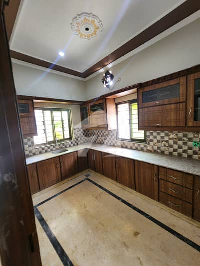 For Bachlor and Silent Office 5 Marla Upper Portion for Rent in Johar Town Block Q | Near Emporium Mall | 2 Bed | Garage For Bachlor and Silent Office 5 Marla Upper Portion for Rent in Johar Town Block Q | Near Emporium Mall | 2 Bed | Garage