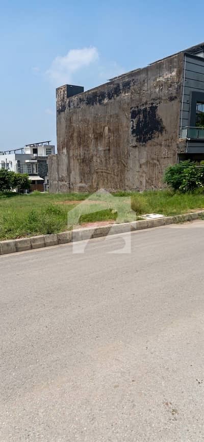 10 Marla Ideal Location Plot Sector F-1 10 Marla Ideal Location Plot Sector F-1
