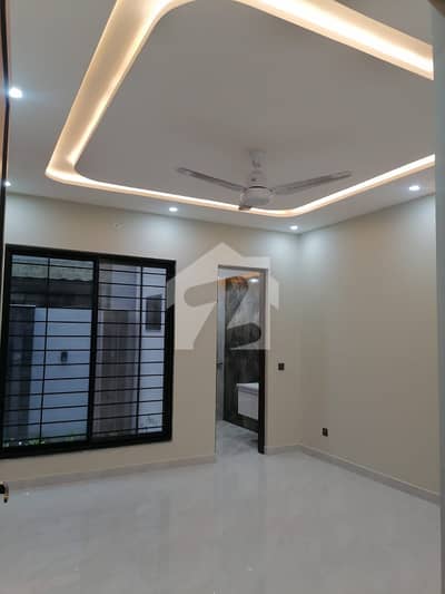 10 Marla Brand New Portion For Rent