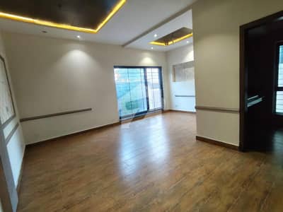 **12 Marla Corner Owner-Built House for Sale in Paragon City | Well Maintained