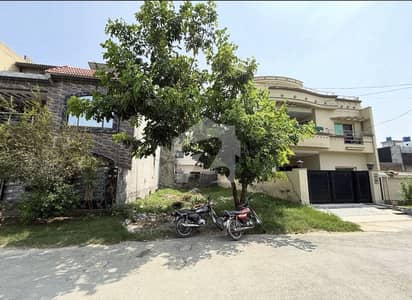 8 Marla Park-Facing Plot A Block 8 Marla Park-Facing Plot A Block