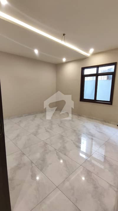 GROUND +1 400 SQUARE YARDS BUNGALOW AVAILABLE FOR SALE AT BLK-4A GULSHAN, KARACHI