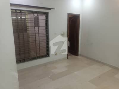 Upper Portion For Rent In I8/2