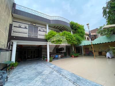 Premium 1 Kanal Solar-Powered 6-Bedroom House for Sale | Khayaban-e-Quaid Premium 1 Kanal Solar-Powered 6-Bedroom House for Sale | Khayaban-e-Quaid