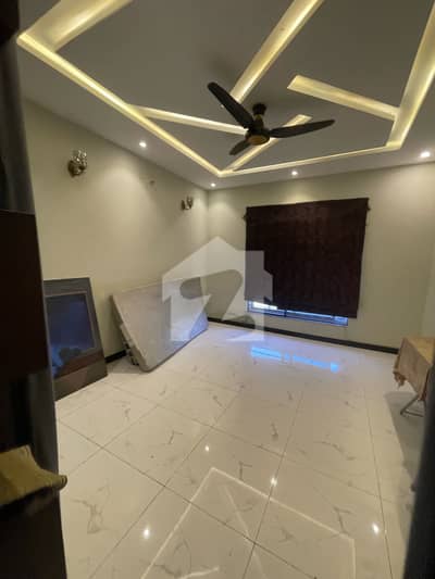 7 Marla Upper Portion For Rent in G-13 Islamabad