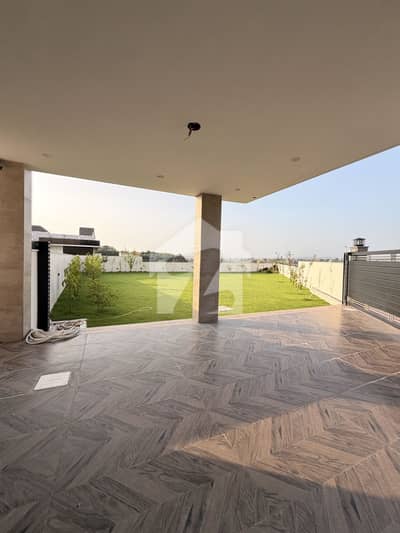 Corner VVVIP LOCATION 2.5 kanals house dha 5 sector xx for sale