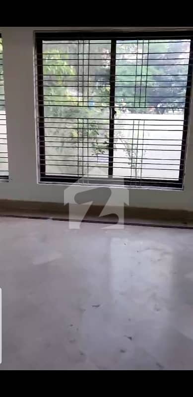 10 Marla Ground Portion. . . For Rent 10 Marla Ground Portion. . . For Rent