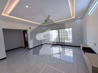 Prominently-Located 500 Square Yards House Available In F-11/4