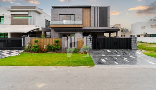 Owner Needy 1 Kanal Most Beautiful Modern Design Bungalow For Sale At Prime Location Reasonable Price