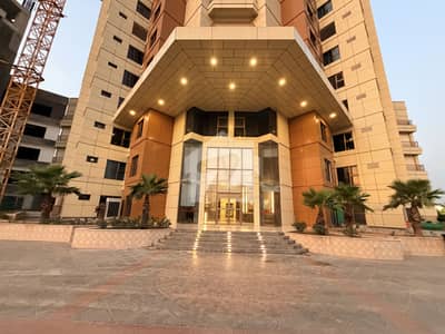 3-Bedroom Apartment - with Separate Lounge, Drawing & Dinning Room, Servant Room & Two Designated Parking Spaces