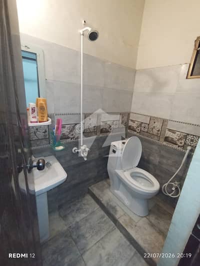 RENOVATED 2 BED D/D FLAT FOR SALE IN BLOCK 16, GULSHAN E IQBAL