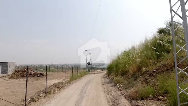 سی پندرہ اسلام آباد میں 1 کنال رہائشی پلاٹ 3.3 کروڑ میں برائے فروخت۔ سی پندرہ اسلام آباد میں 1 کنال رہائشی پلاٹ 3.3 کروڑ میں برائے فروخت۔