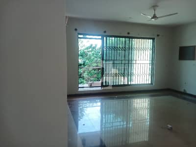 f10 size 555 full house 6beds kitchen2 Ret 440000 Real pic f10 size 555 full house 6beds kitchen2 Ret 440000 Real pic
