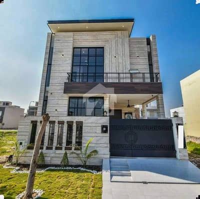 ڈی ایچ اے 9 ٹاؤن ۔ بلاک ڈی ڈی ایچ اے 9 ٹاؤن,ڈیفنس (ڈی ایچ اے),لاہور میں 3 کمروں کا 5 مرلہ مکان 2.15 کروڑ میں برائے فروخت۔ ڈی ایچ اے 9 ٹاؤن ۔ بلاک ڈی ڈی ایچ اے 9 ٹاؤن,ڈیفنس (ڈی ایچ اے),لاہور میں 3 کمروں کا 5 مرلہ مکان 2.15 کروڑ میں برائے فروخت۔