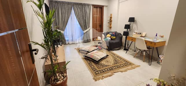 3 Bed Apartment 1695 Sq. Ft For Sale In The Galleria For Sale