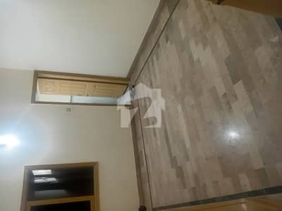 Spacious Prime Location House Is Available In North Karachi - Sector 7-D3 For Sale west open corner 150 gaz Spacious Prime Location House Is Available In North Karachi - Sector 7-D3 For Sale west open corner 150 gaz