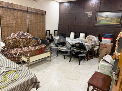 نیو گارڈن ٹاؤن لاہور میں 4 کمروں کا 10 مرلہ مکان 5.5 کروڑ میں برائے فروخت۔ نیو گارڈن ٹاؤن لاہور میں 4 کمروں کا 10 مرلہ مکان 5.5 کروڑ میں برائے فروخت۔