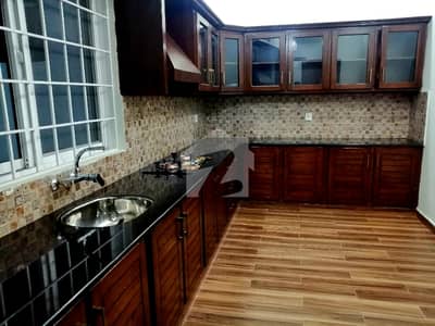 50x90 Kanal Upper Portion For Rent G-14/3