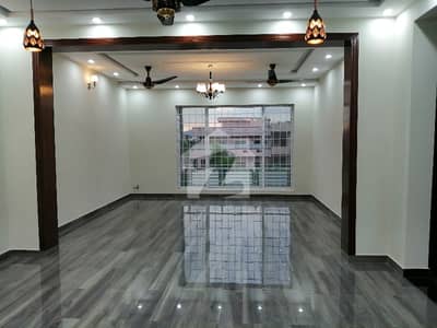 50x90 Kanal Upper Portion For Rent G-14/3