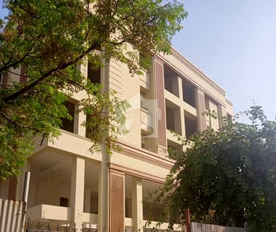 فیصل ٹاؤن ۔ بلاک اے فیصل ٹاؤن,لاہور میں 2 کنال Studio عمارت 11.0 ارب میں برائے فروخت۔