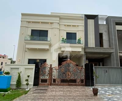 سٹی ہاؤسنگ سوسائٹی گوجرانوالہ میں 4 کمروں کا 5 مرلہ مکان 2.35 کروڑ میں برائے فروخت۔