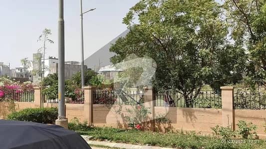 Aesthetic Residential Plot Of 400 Square Yards For sale Is Available