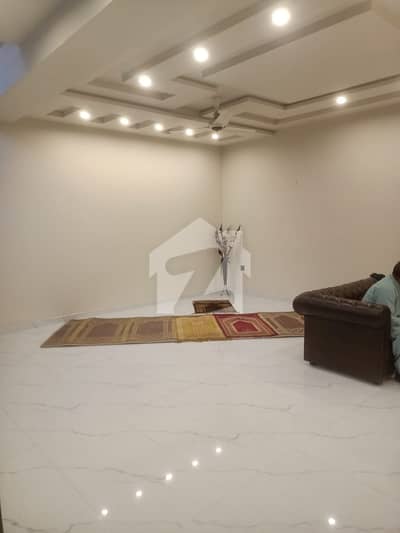 چک 208 روڈ فیصل آباد میں 3 کمروں کا 5 مرلہ مکان 70.0 ہزار میں کرایہ پر دستیاب ہے۔