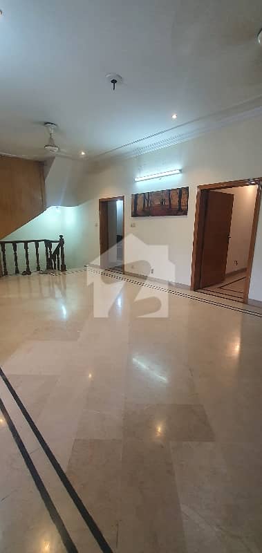 Spacious 9 Marla House Available For Rent In I-10