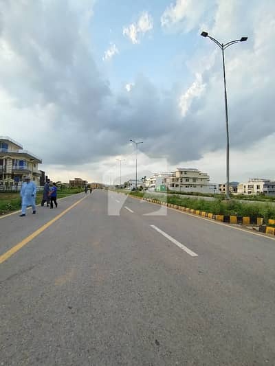 40x80 top location Level Plot For Sale in G-14/3 Islamabad