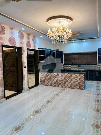 10 Marla Used House For Sale 10 Marla Used House For Sale