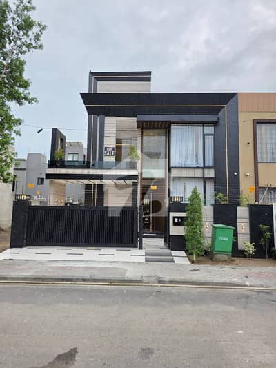 10 Marla Residential House For Sale In Irris Block, Nearby Commercial Market, School, Mosque and Health Care Canter 10 Marla Residential House For Sale In Irris Block, Nearby Commercial Market, School, Mosque and Health Care Canter