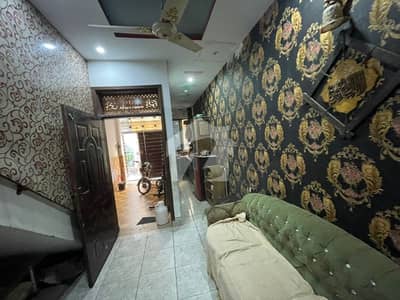 Marghzar Officers Colony House Sized 563 Square Feet